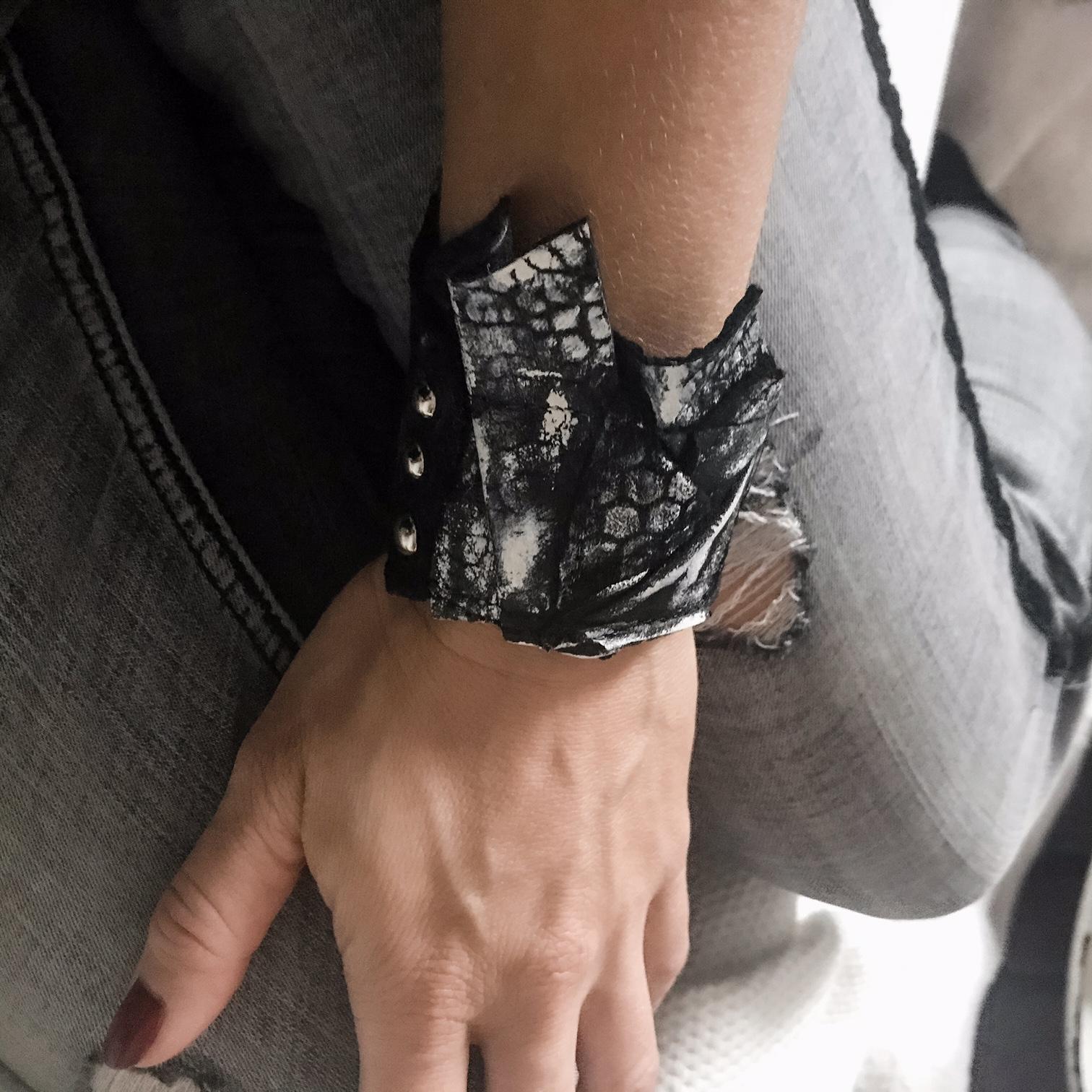 unikatna usnjena zapestnica Edge Unisex EvilEve unikatna usnjena zapestnica Edge Unisex EvilEve